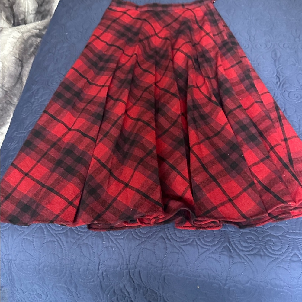 Chic Red and Black Plaid A-Line Skirt